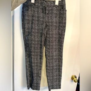 White House Black Market Slim Ankle Pants